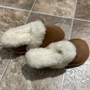Acorn slippers